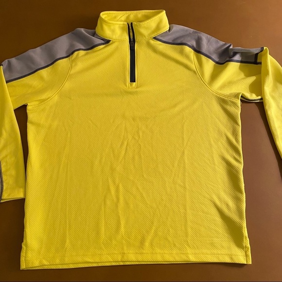 Under Armour 1/4 Zip All Weather Gear Youth Shirt - Picture 3 of 8